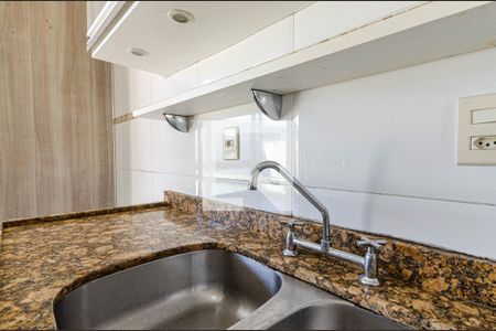 Casa de condomínio à venda com 172m², 3 quartos e 2 vagasCozinha