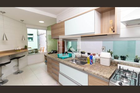 Casa à venda com 340m², 3 quartos e 3 vagasCozinha