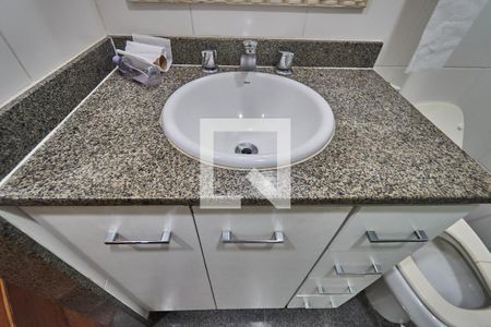 Apartamento à venda com 90m², 2 quartos e 1 vaga Apartamento à venda com 90m², 2 quartos e 1 vagaBanheiro Suite