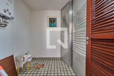 Apartamento à venda com 90m², 2 quartos e 1 vaga Apartamento à venda com 90m², 2 quartos e 1 vagaQuarto de Serviço