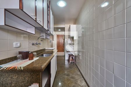Apartamento à venda com 90m², 2 quartos e 1 vaga Apartamento à venda com 90m², 2 quartos e 1 vagaCozinha