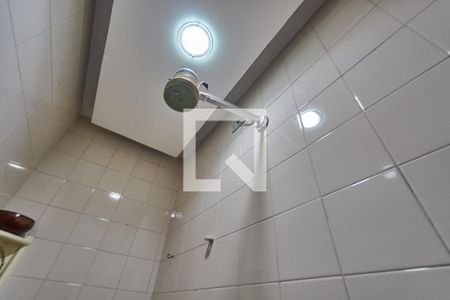 Apartamento à venda com 90m², 2 quartos e 1 vaga Apartamento à venda com 90m², 2 quartos e 1 vagaBanheiro de Serviço