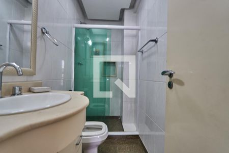 Apartamento à venda com 90m², 2 quartos e 1 vaga Apartamento à venda com 90m², 2 quartos e 1 vagaBanheiro Social