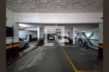 Apartamento à venda com 90m², 2 quartos e 1 vaga Apartamento à venda com 90m², 2 quartos e 1 vagaGaragem