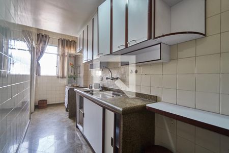Apartamento à venda com 90m², 2 quartos e 1 vaga Apartamento à venda com 90m², 2 quartos e 1 vagaCozinha