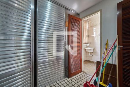 Apartamento à venda com 90m², 2 quartos e 1 vaga Apartamento à venda com 90m², 2 quartos e 1 vagaQuarto de Serviço