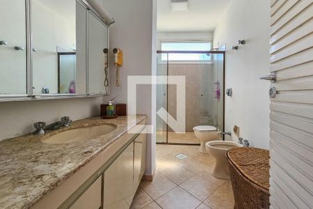 Apartamento para alugar com 160m², 3 quartos e 1 vaga Apartamento para alugar com 160m², 3 quartos e 1 vagaBanheiro da Suíte