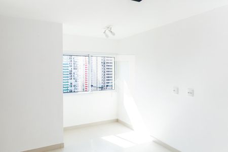 Sala de apartamento para alugar com 3 quartos, 77m² em Jardim Flor da Montanha, Guarulhos