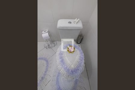 Casa à venda com 132m², 3 quartos e 2 vagasBanheiro