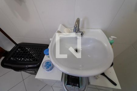 Casa à venda com 132m², 3 quartos e 2 vagasBanheiro