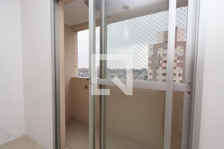 Sacada de apartamento à venda com 3 quartos, 63m² em Vila Cunha Bueno, São Paulo