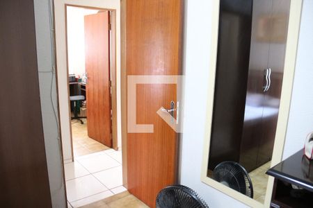 Quarto 1 de apartamento para alugar com 3 quartos, 68m² em Cardoso (barreiro), Contagem