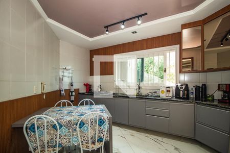 Casa para alugar com 280m², 4 quartos e 1 vagaCozinha