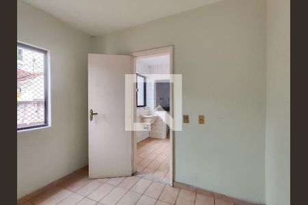 Apartamento à venda com 100m², 2 quartos e 1 vaga Apartamento à venda com 100m², 2 quartos e 1 vagaQuarto de Serviço
