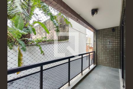 Apartamento à venda com 100m², 2 quartos e 1 vaga Apartamento à venda com 100m², 2 quartos e 1 vagaVaranda da Sala