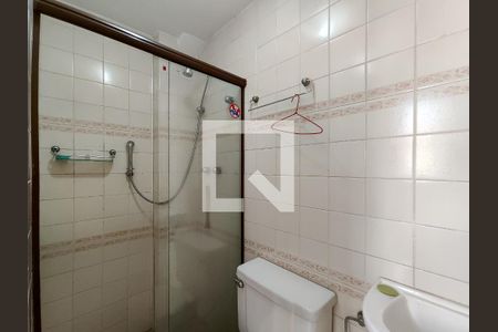 Apartamento à venda com 100m², 2 quartos e 1 vaga Apartamento à venda com 100m², 2 quartos e 1 vagaBanheiro de serviço