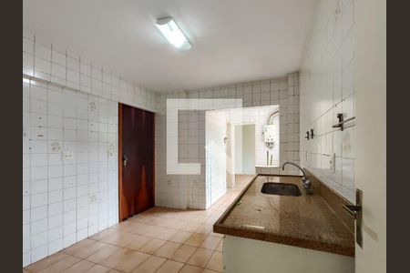Apartamento à venda com 100m², 2 quartos e 1 vaga Apartamento à venda com 100m², 2 quartos e 1 vagaCozinha