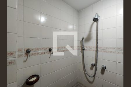 Apartamento à venda com 100m², 2 quartos e 1 vaga Apartamento à venda com 100m², 2 quartos e 1 vagaBanheiro da Suíte