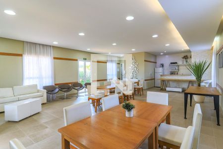 Apartamento para alugar com 55m², 2 quartos e 1 vaga Apartamento para alugar com 55m², 2 quartos e 1 vagaÁrea comum - Salão de festas