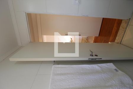 Apartamento para alugar com 55m², 2 quartos e 1 vagaBanheiro Social