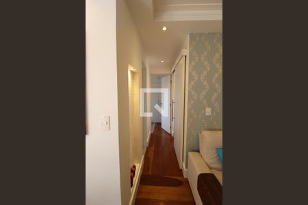 Corredor de apartamento para alugar com 2 quartos, 55m² em Indianópolis, São Paulo