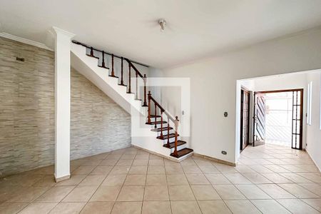 Sala de casa à venda com 3 quartos, 200m² em Parque Sao Domingos, São Paulo