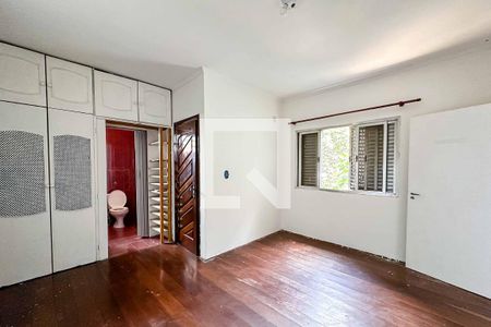 Casa à venda com 200m², 3 quartos e 4 vagasQuarto 1