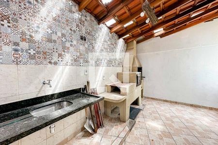 Casa à venda com 200m², 3 quartos e 4 vagasÁrea Externa