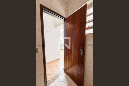 Casa à venda com 200m², 3 quartos e 4 vagasÁrea de Serviço