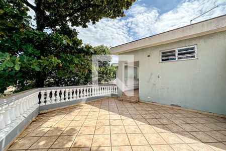 Casa à venda com 200m², 3 quartos e 4 vagasQuarto 1