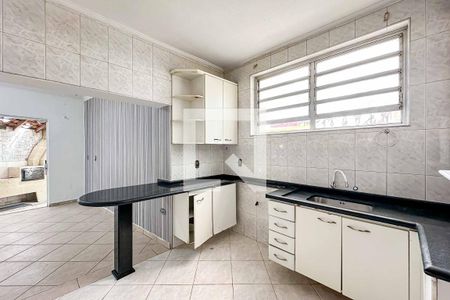 Casa à venda com 200m², 3 quartos e 4 vagasCozinha