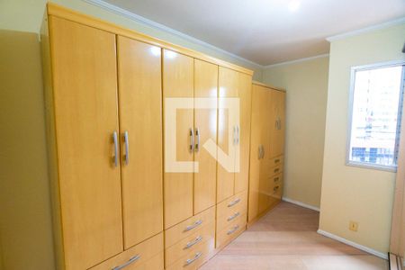 Quarto 1 de apartamento para alugar com 2 quartos, 60m² em Vila Guarani (z Sul), São Paulo