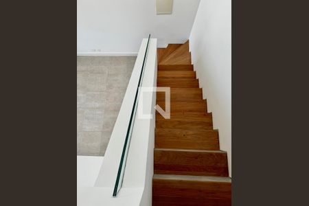 Escada de apartamento à venda com 1 quarto, 78m² em Funcionários, Belo Horizonte