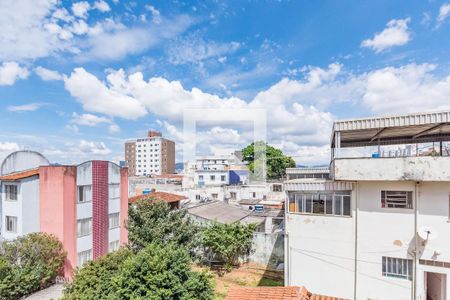 Sala 1 de apartamento à venda com 4 quartos, 140m² em Alto Caiçaras, Belo Horizonte