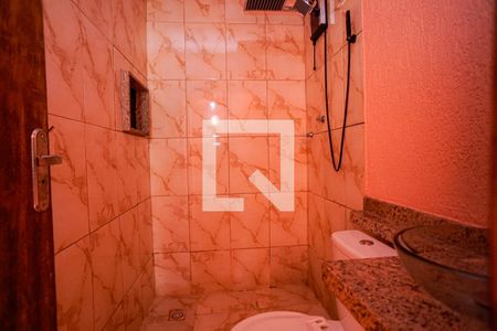 Banheiro de casa à venda com 1 quarto, 70m² em Marazul, Niterói