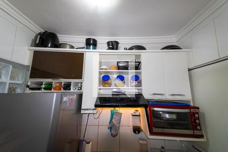 Casa de condomínio à venda com 110m², 3 quartos e 2 vagasCozinha 