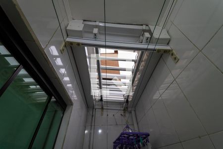 Casa de condomínio à venda com 110m², 3 quartos e 2 vagasDetalhe da área de serviço