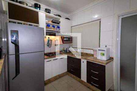Casa de condomínio à venda com 110m², 3 quartos e 2 vagasCozinha 