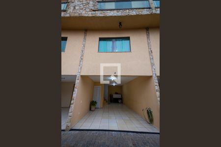 Casa de condomínio à venda com 110m², 3 quartos e 2 vagasGaragem