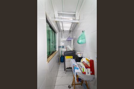 Casa de condomínio à venda com 110m², 3 quartos e 2 vagasDetalhe da área de serviço