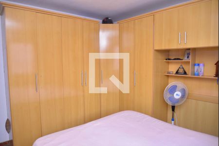 Casa à venda com 168m², 3 quartos e 3 vagasQuarto 2 - Armários