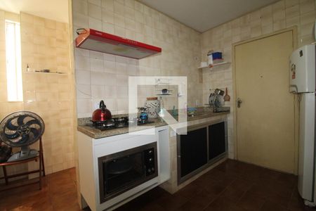Apartamento à venda com 96m², 3 quartos e 1 vagaCozinha 