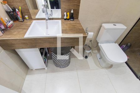Casa de condomínio para alugar com 167m², 3 quartos e 2 vagas Casa de condomínio para alugar com 167m², 3 quartos e 2 vagasBanheiro da Suite
