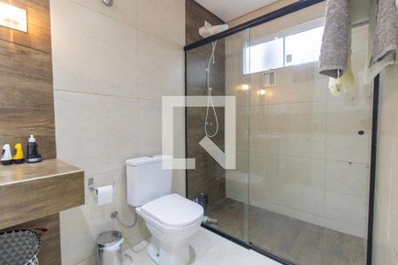Casa de condomínio para alugar com 167m², 3 quartos e 2 vagas Casa de condomínio para alugar com 167m², 3 quartos e 2 vagasBanheiro da Suite