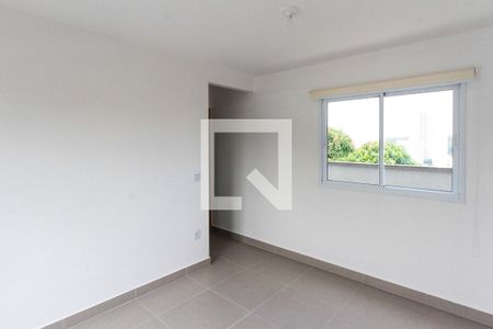 Sala de apartamento para alugar com 1 quarto, 57m² em Vila Ivone, São Paulo
