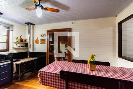 Sala/Cozinha de casa à venda com 2 quartos, 70m² em Bairro Fátima, Canoas