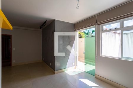 Sala de apartamento para alugar com 3 quartos, 128m² em Vila Paris, Belo Horizonte