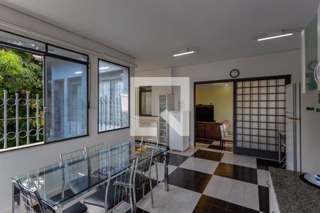 Casa à venda com 500m², 5 quartos e 3 vagasCozinha 2