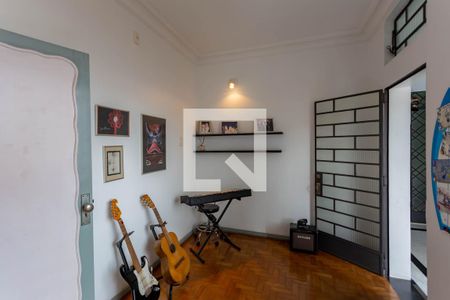 Casa à venda com 500m², 5 quartos e 3 vagasQuarto 6