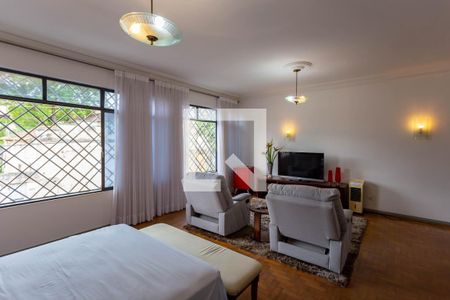 Casa à venda com 500m², 5 quartos e 3 vagasQuarto 4